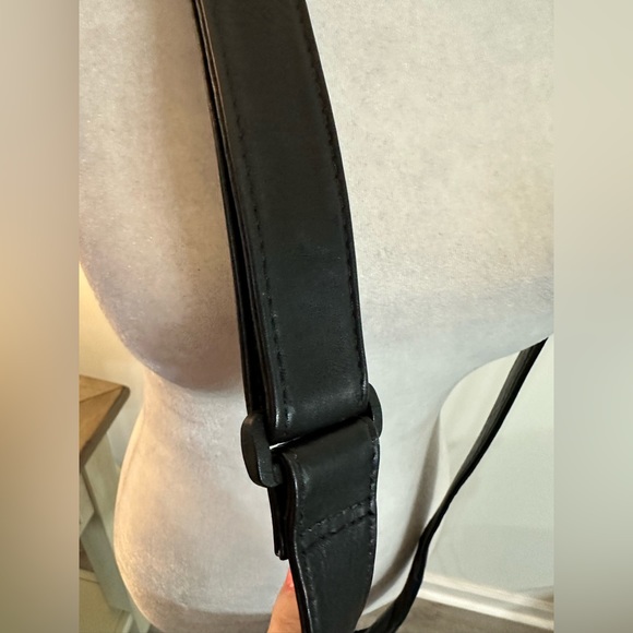 Land Outback Leather Crossbody - Black - Picture 4 of 14